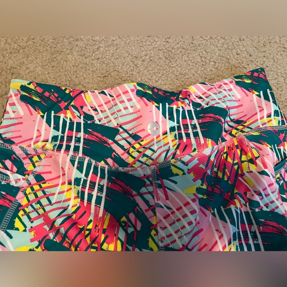 🌻XL Avia athletic capris, pockets on both sides. - Picture 7 of 9